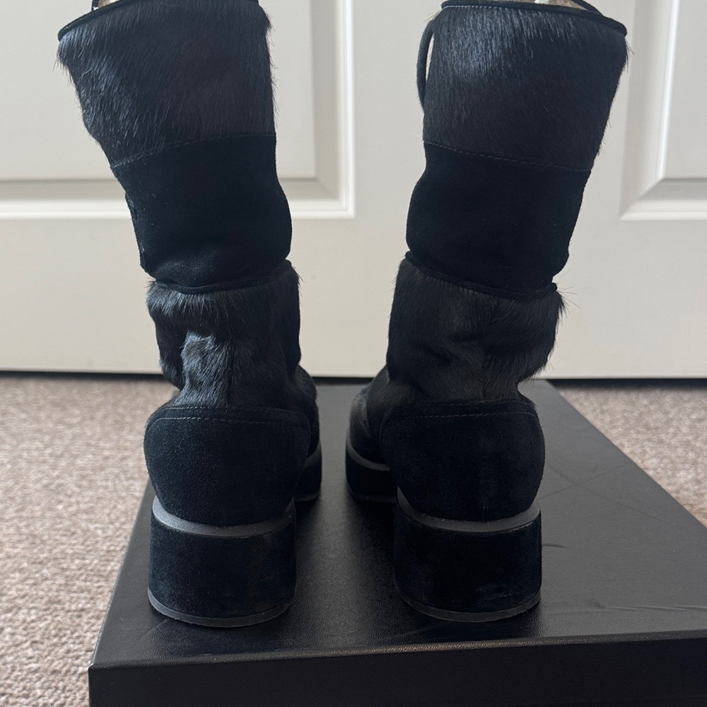 CHANEL Black Heeled Boots - Picture 10 of 11